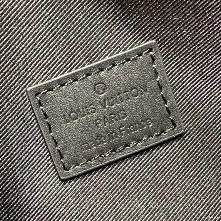 LV Bag 2211YA0005 0511